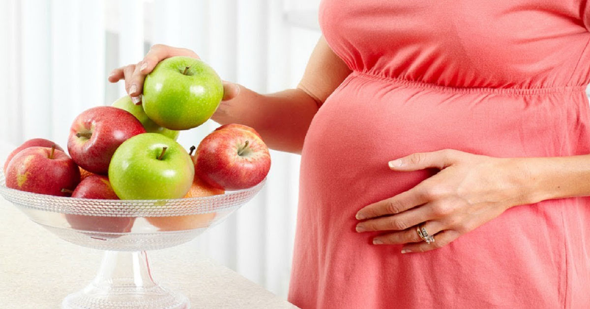 Mẹ Bầu Ăn Táo Đỏ Có Tốt Không? 4 mẹ bầu ăn táo đỏ có tốt không