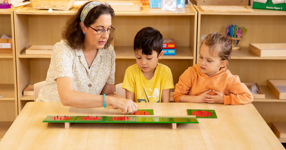 what is the montessori method