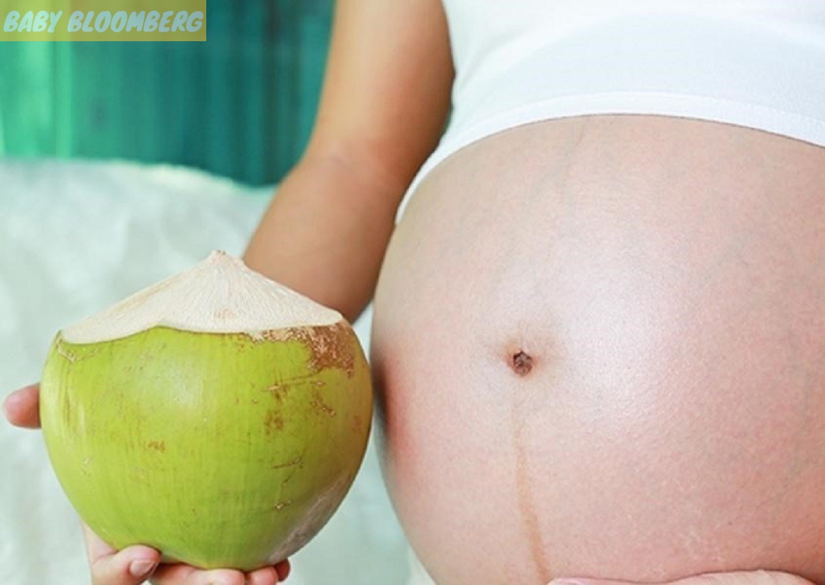 Bà bầu uống nước dừa 3 tháng cuối và những điều cần biết